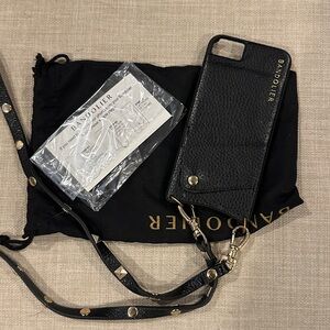 iPhone 6/7 Black Bandolier Case in perfect condition